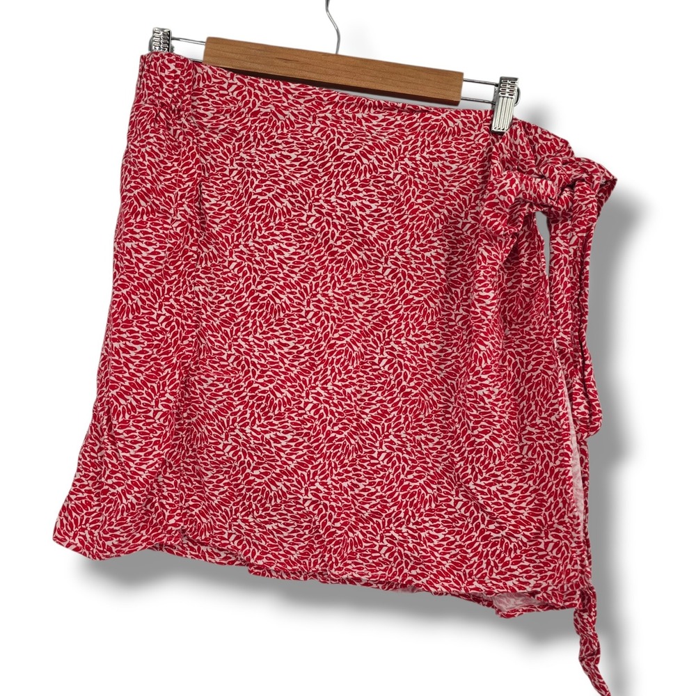 Express Womens Red White Fish Print Wrap Mini Skirt XL Side Tie Summer Casual